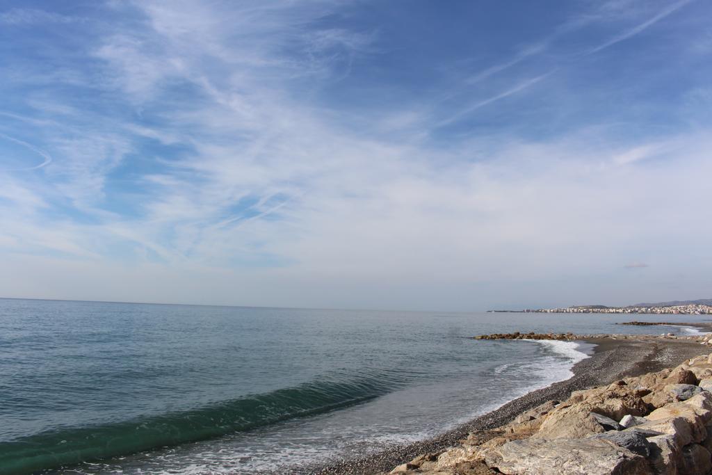 Beach And Family فيليز-مالاغا المظهر الخارجي الصورة